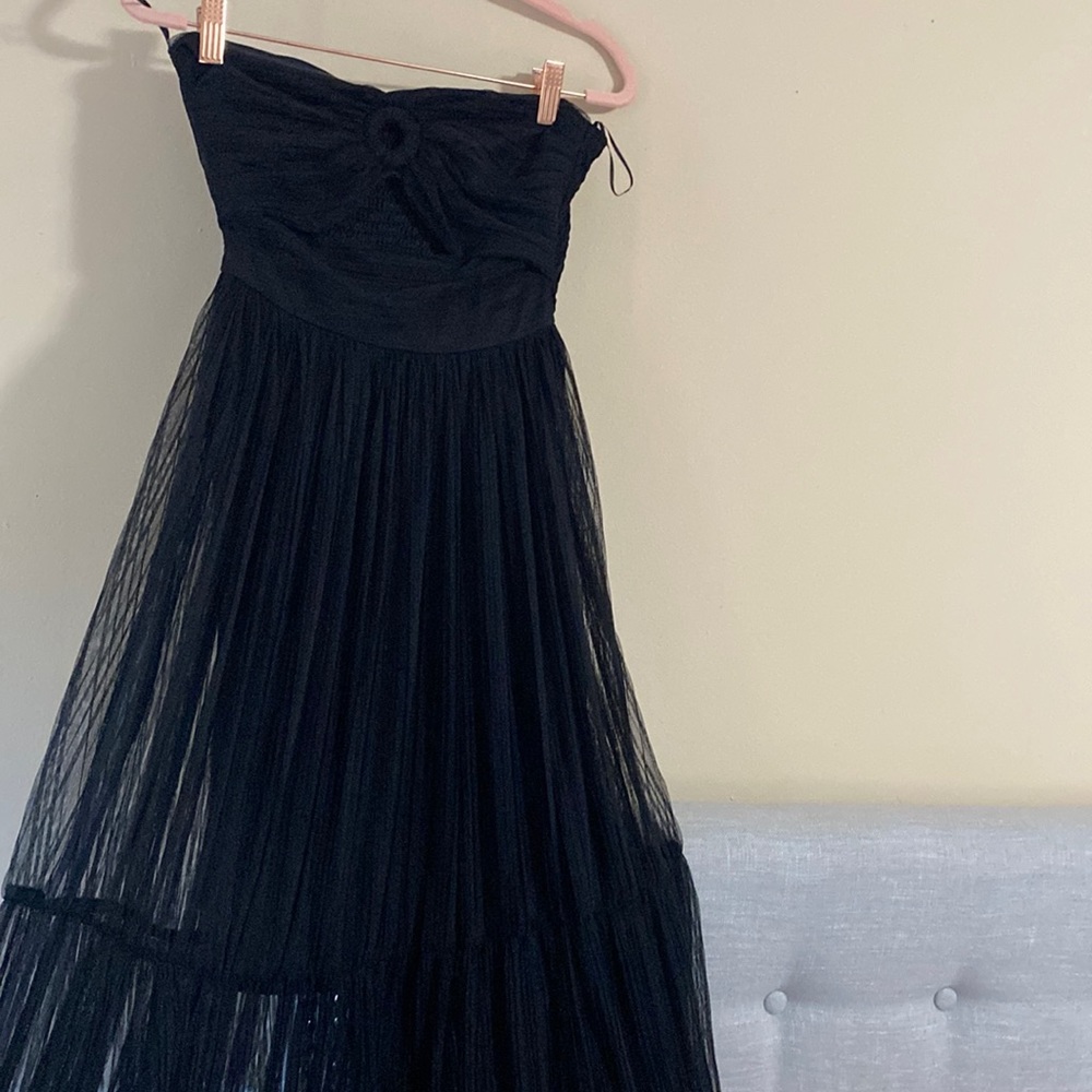 Gorgeous black strapless dress
